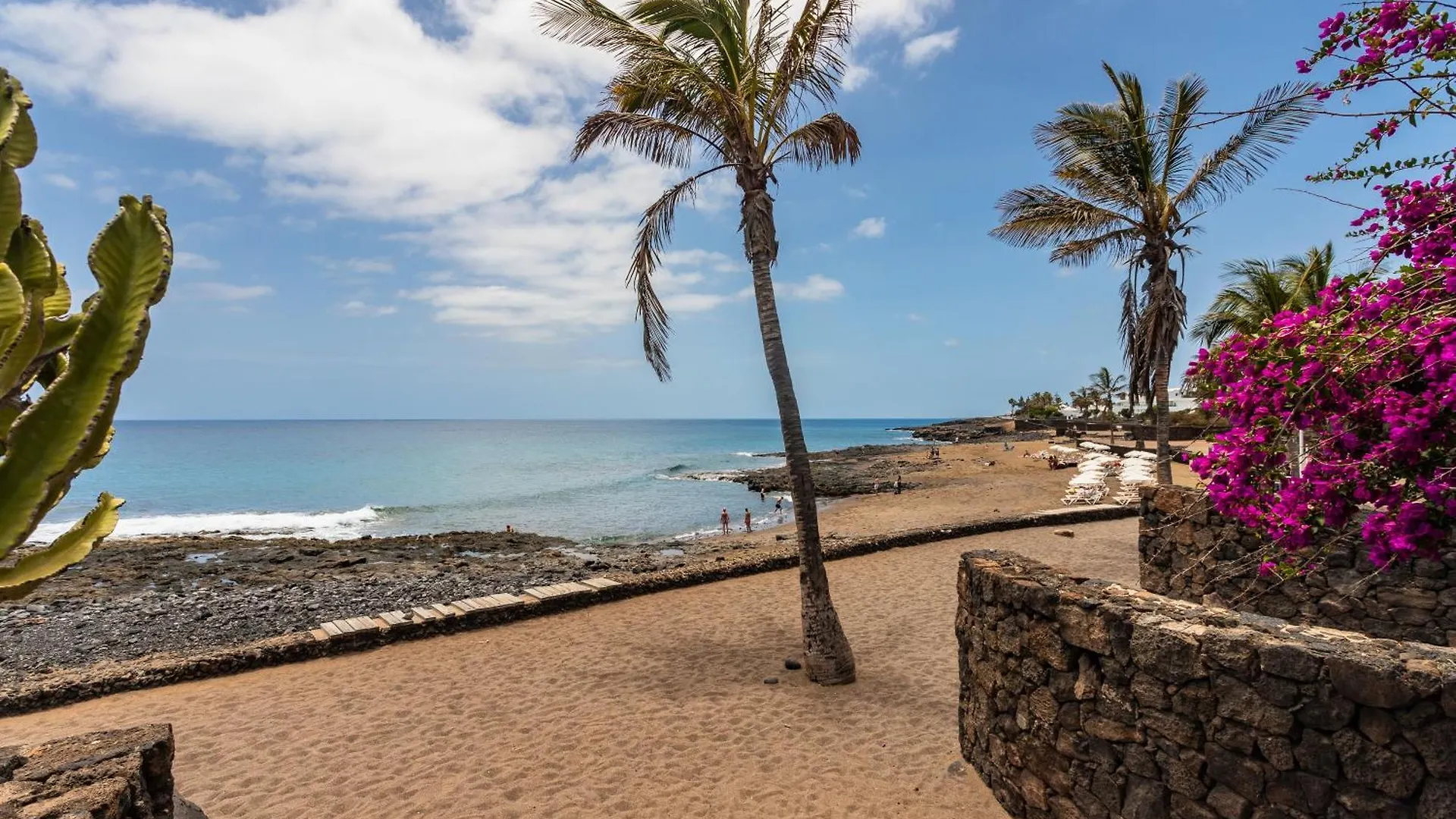Golden - Los Pinos Costa Teguise