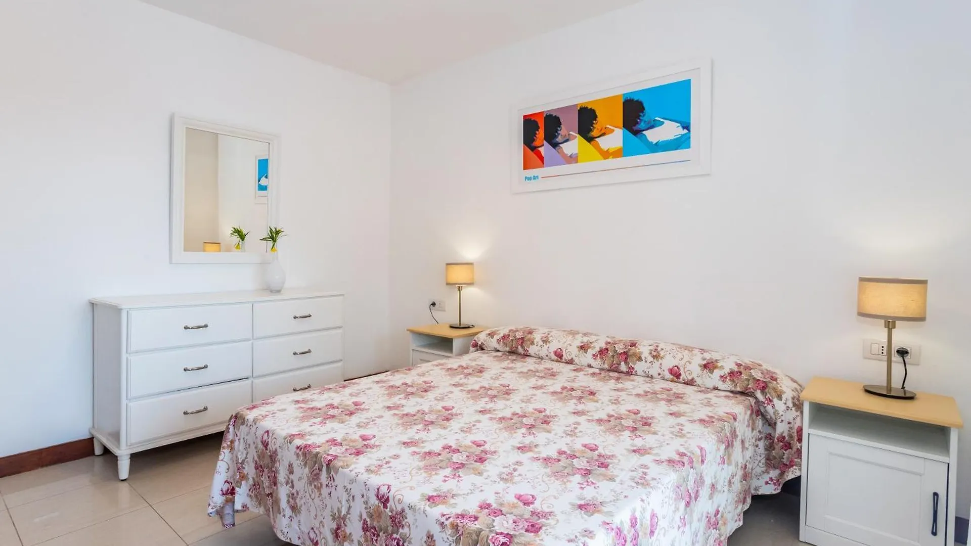 Golden - Los Pinos Costa Teguise Apartment