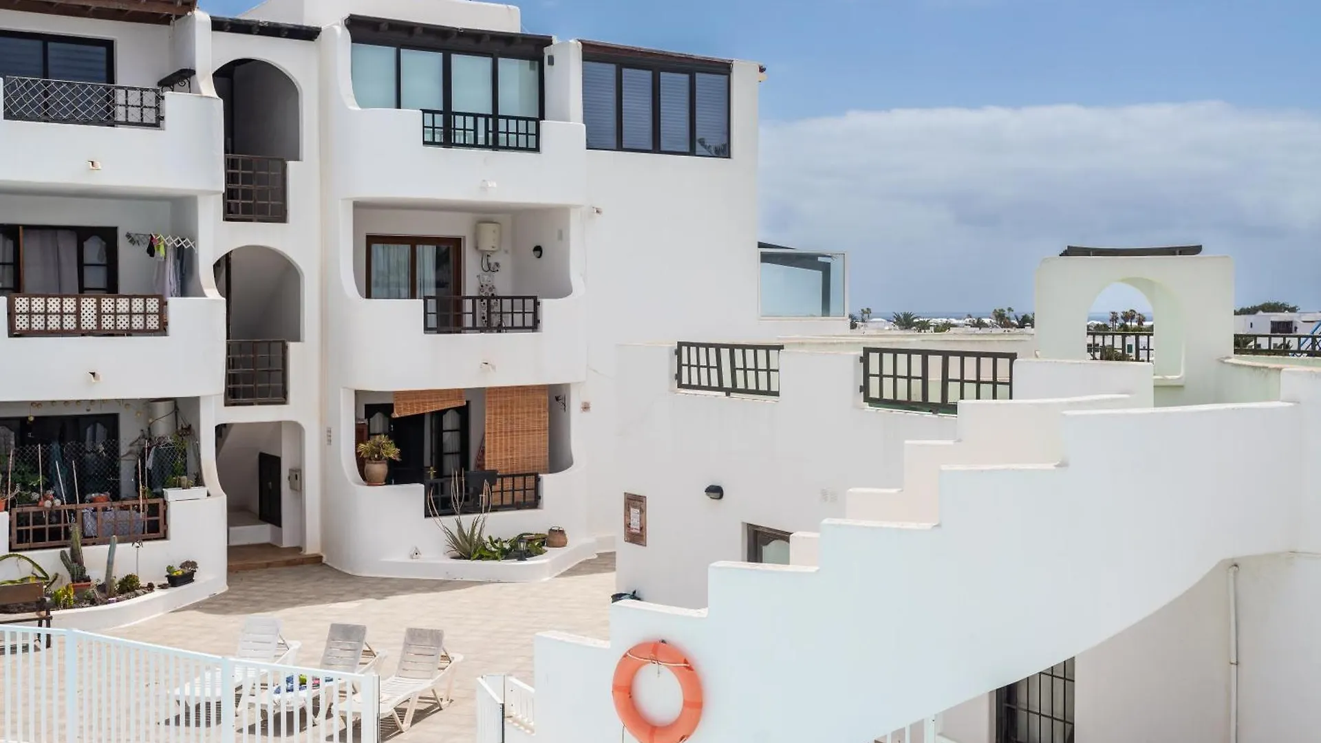 Golden - Los Pinos Costa Teguise Apartment